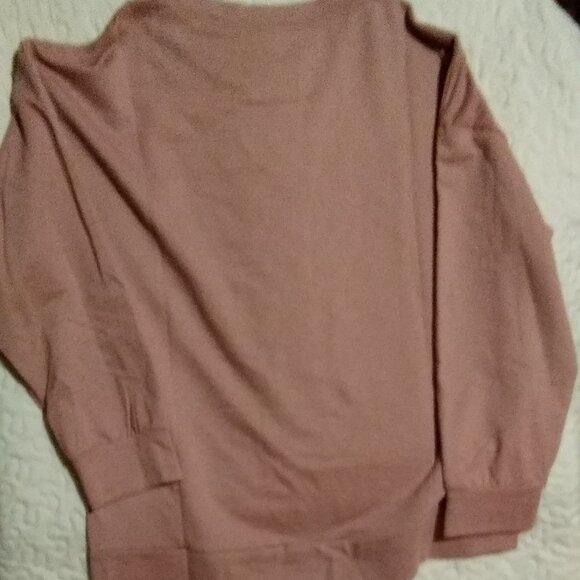 Salem University Sweatshirt-Vintage Hat. Graphic. NWT. Womens Size L.  Lavender - Picture 6 of 7